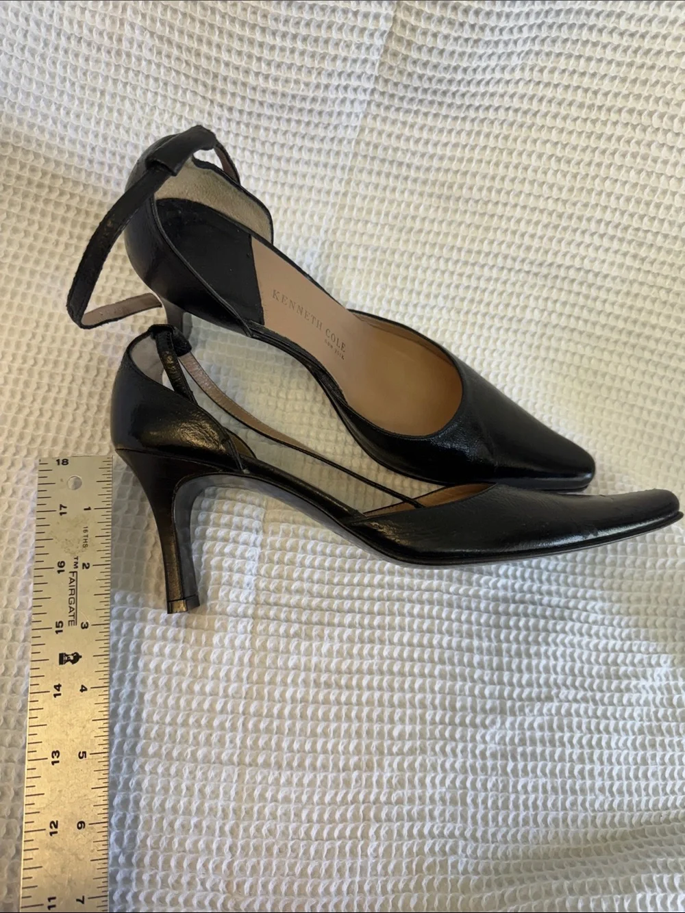 Kenneth Cole Black Pointed Toe Slingback Heels